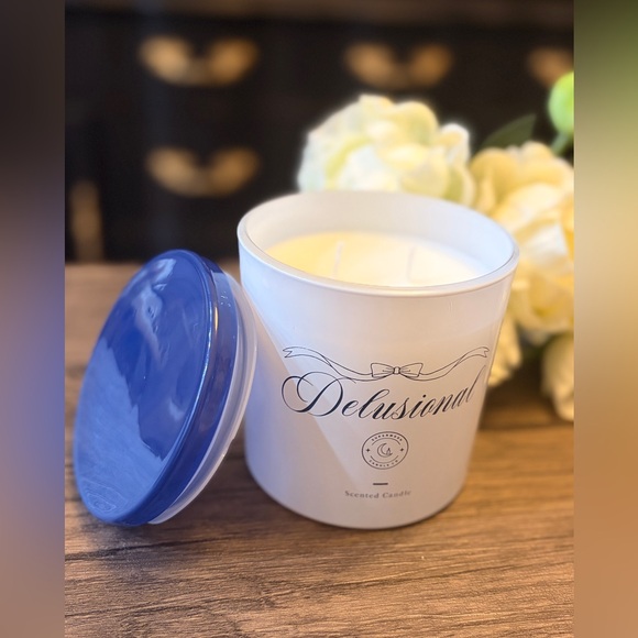DELUSIONAL ✨🎀 In the Clouds Scented Candle with Blue Lid ✨13 oz - Picture 7 of 7